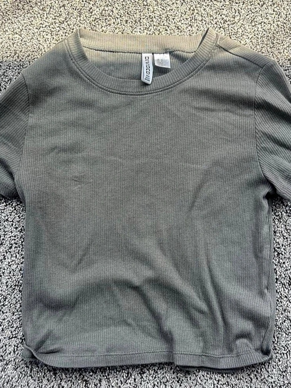 H&Medium Divided Ribbed Short Sleeve Crop Top Gray Medium